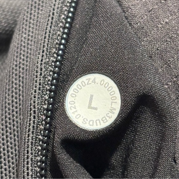 LULULEMON Sz L Fuel The Track Half Zip Hooded Vented Packable Top - Picture 14 of 15